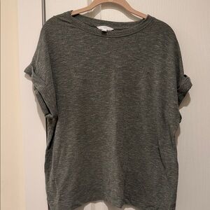 Time and Tru Heather Gray Short Sleeve Tee